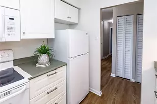 411 Lakewood Circle, Colorado Springs, CO 80910 - Photo 24