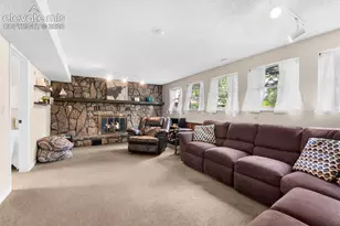 6145 Castlewood Ln, Colorado Springs, CO 80918 - Photo 26