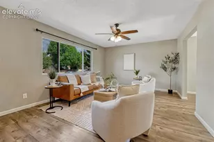 2011 Montezuma Dr, Colorado Springs, CO 80910 - Photo 2