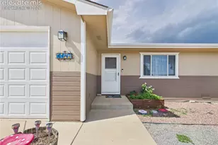 1147 E Beardsley Pl, Pueblo West, CO 81007 - Photo 2