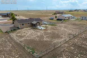 1147 E Beardsley Pl, Pueblo West, CO 81007 - Photo 30