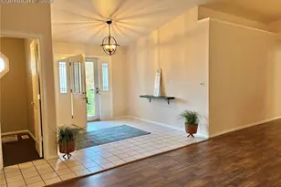 204 Bridle Trail, Pueblo, CO 81005 - Photo 8