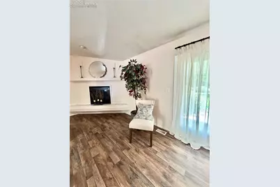 204 Bridle Trail, Pueblo, CO 81005 - Photo 10