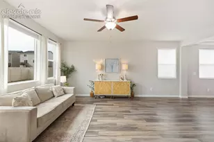 8121 Lookout Ct, Colorado Springs, CO 80925 - Photo 6