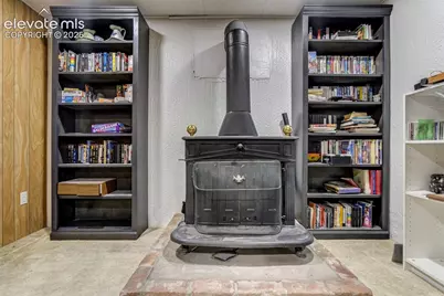 1215 Fosdick Drive, Colorado Springs, CO 80909 - Photo 28