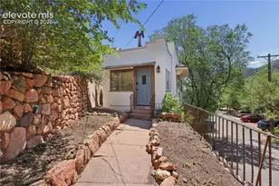 401 Washington Ave, Manitou Springs, CO 80829 - Photo 2
