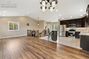 127 Carlton Cir, Florissant, CO 80816 - Photo 8