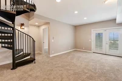 127 Carlton Circle, Florissant, CO 80816 - Photo 18