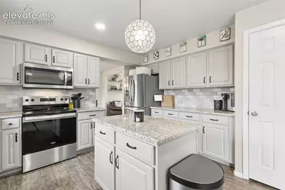 6914 Sierra Meadows Drive, Colorado Springs, CO 80908 - Photo 10