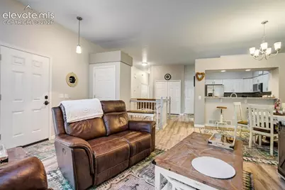 6868 Los Reyes Circle, Colorado Springs, CO 80918 - Photo 4
