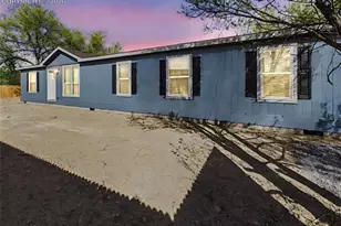 273 E Don Dr, Pueblo, CO 81007 - Photo 1