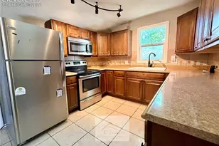 220 Willow St, Colorado Springs, CO 80903 - Photo 6