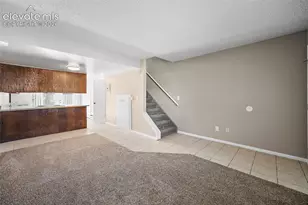 81 Castle Royal Dr, Pueblo, CO 81005 - Photo 8