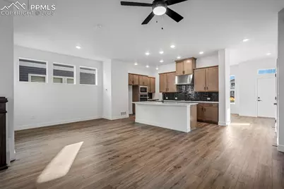 8916 Wolf Valley Drive, Colorado Springs, CO 80924 - Photo 4