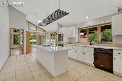 3120 Camels Ridge Lane, Colorado Springs, CO 80904 - Photo 14