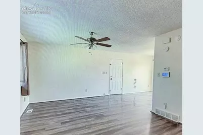 7525 Vineland Trail, Colorado Springs, CO 80911 - Photo 4