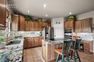 5655 Bridlespur Ridge Pl, Colorado Springs, CO 80918 - Photo 6