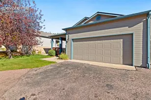 2251 Palm Dr, Colorado Springs, CO 80918 - Photo 2