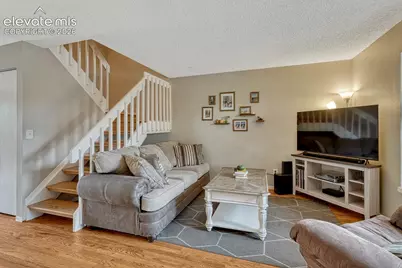 454 Rolling Hills Drive, Colorado Springs, CO 80919 - Photo 10