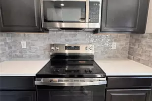 10885 Matta Dr, Colorado Springs, CO 80925 - Photo 12