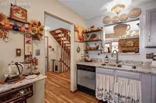 560 Manor Ct, Woodland Park, CO 80863 - Photo 16