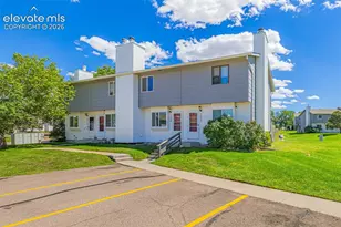 1220 Soaring Eagle Dr, Colorado Springs, CO 80915 - Photo 2