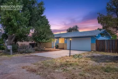 546 S Laporte Drive, Pueblo, CO 81007 - Photo 2