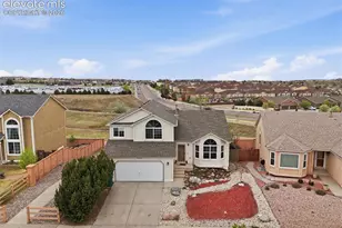 6762 Wild Indigo Dr, Colorado Springs, CO 80923 - Photo 2