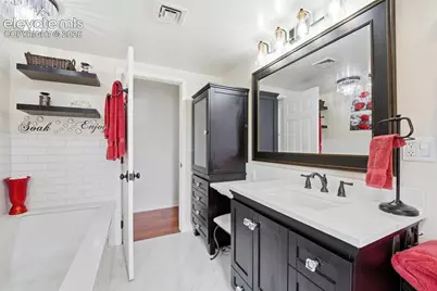 1069 Meadow Lane, Pueblo, CO 81006 - Photo 8