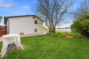 1069 Meadow Ln, Pueblo, CO 81006 - Photo 26