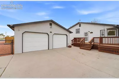 1069 Meadow Lane, Pueblo, CO 81006 - Photo 24