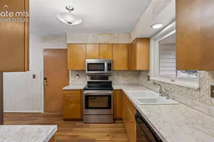 2204 Warwick Ln, Colorado Springs, CO 80909 - Photo 10