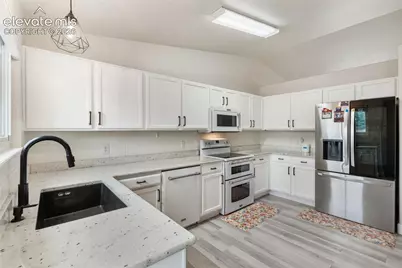 5230 Pine Haven Drive, Colorado Springs, CO 80923 - Photo 12