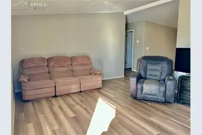 2501 9th Street, Pueblo, CO 81001 - Photo 2