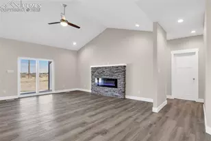 866 E Snyder Dr, Pueblo West, CO 81007 - Photo 4
