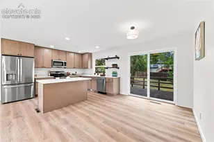 5117 Crestwood Dr, Colorado Springs, CO 80918 - Photo 2