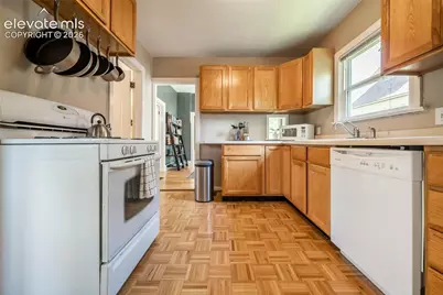 323 E Willamette Avenue, Colorado Springs, CO 80903 - Photo 14