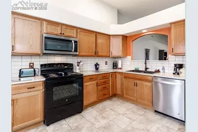 717 Edna Lane, Pueblo, CO 81005 - Photo 8