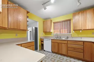 3642 W Cresta Loma Cir, Colorado Springs, CO 80911 - Photo 14