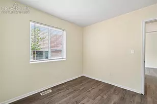 956 Columbine Ave, Colorado Springs, CO 80904 - Photo 28
