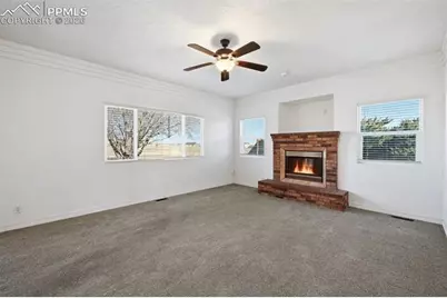 1269 E Platteville Boulevard, Pueblo, CO 81007 - Photo 6