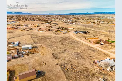 872 E Waverly Drive, Pueblo, CO 81007 - Photo 4