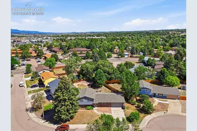 6535 Dublin Circle, Colorado Springs, CO 80918 - Photo 4