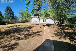 1935 Berkshire Ln, Colorado Springs, CO 80909 - Photo 6