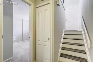 326 Mountview Ln, Colorado Springs, CO 80907 - Photo 6