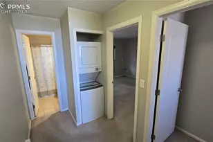 326 Mountview Ln, Colorado Springs, CO 80907 - Photo 20
