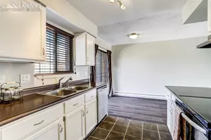 326 Mountview Ln, Colorado Springs, CO 80907 - Photo 18