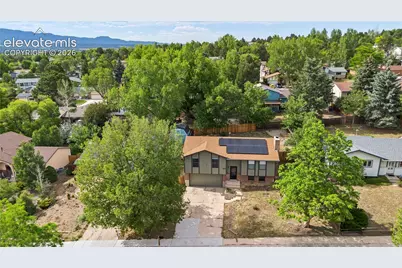 2650 Maroon Bells Avenue, Colorado Springs, CO 80918 - Photo 4