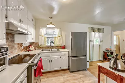1331 Eagle View Drive, Colorado Springs, CO 80909 - Photo 12