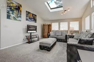 3812 Somerset Dr, Colorado Springs, CO 80907 - Photo 18